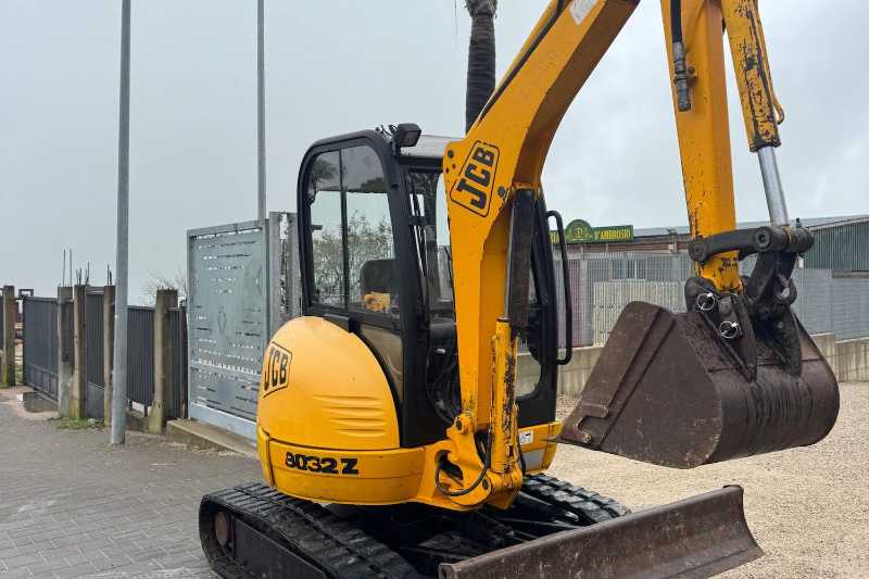 OmecoHub - Immagine JCB 8032Z